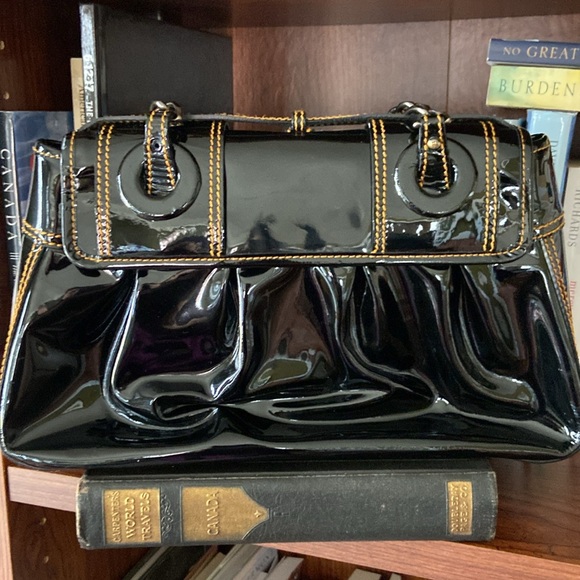 Fendi B Bag Purse in Black Patent Leather with Orange Contrast Top Stitching - Picture 15 of 16